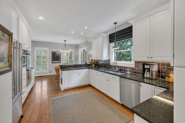 95 Victoria Park, Nashville, TN 37205