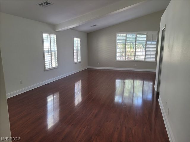7020 Manzanares Drive, North Las Vegas, NV 89084