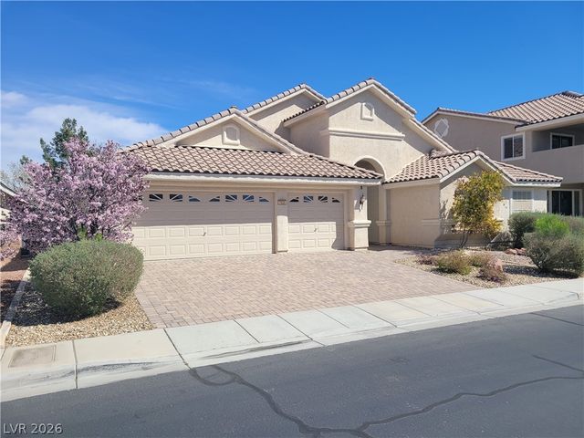 7020 Manzanares Drive, North Las Vegas, NV 89084