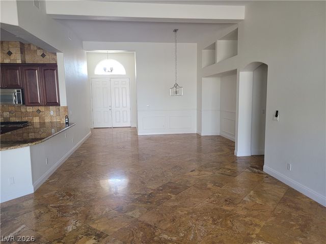 7020 Manzanares Drive, North Las Vegas, NV 89084