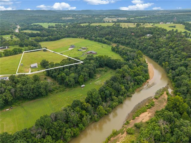 125 River Run Road, Eureka Springs, AR 72632