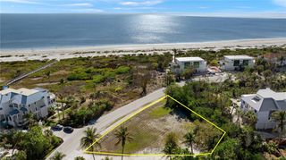 466 E Gulf DR, Sanibel, FL 33957