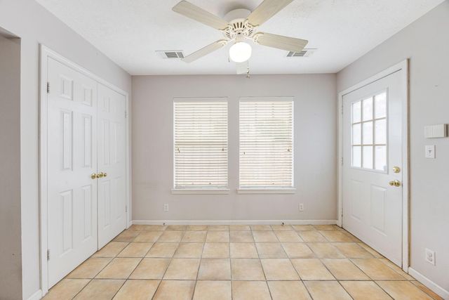 5118 Burt Street, Houston, TX 77018