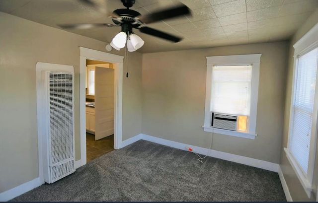 612 16th St, Modesto, CA 95354