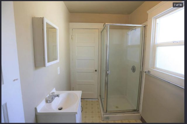 612 16th St, Modesto, CA 95354