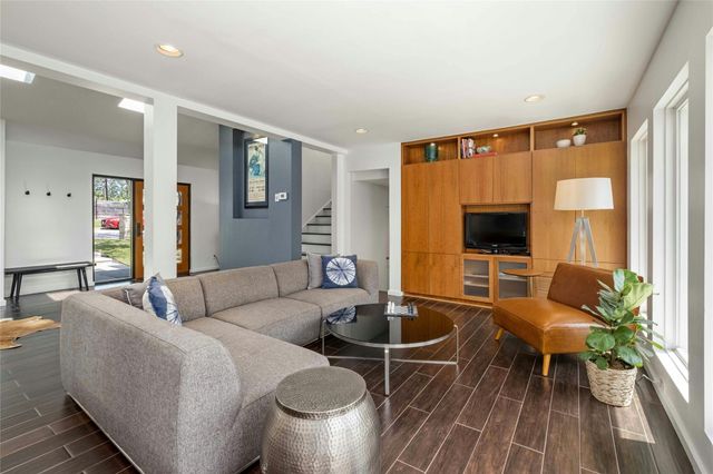 202 Laurelwood TRL, Austin, TX 78746