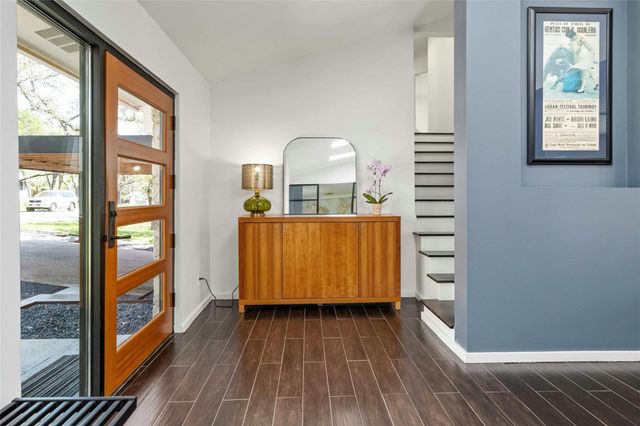 202 Laurelwood TRL, Austin, TX 78746