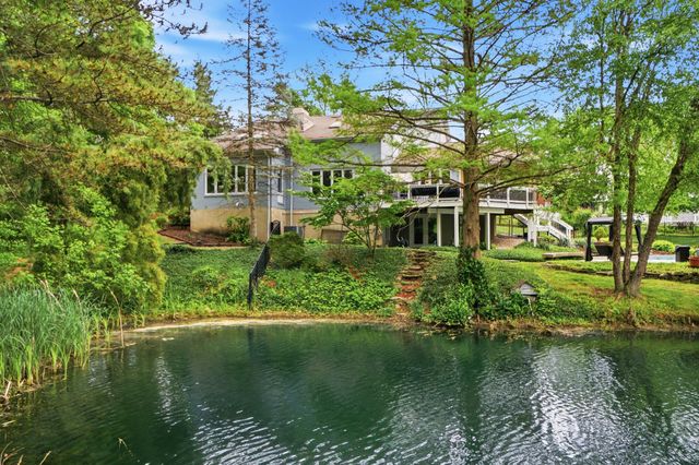 878 Squire Oaks Drive, Villa Hills, KY 41017