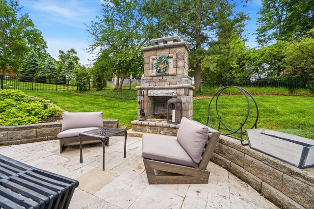 878 Squire Oaks Drive, Villa Hills, KY 41017