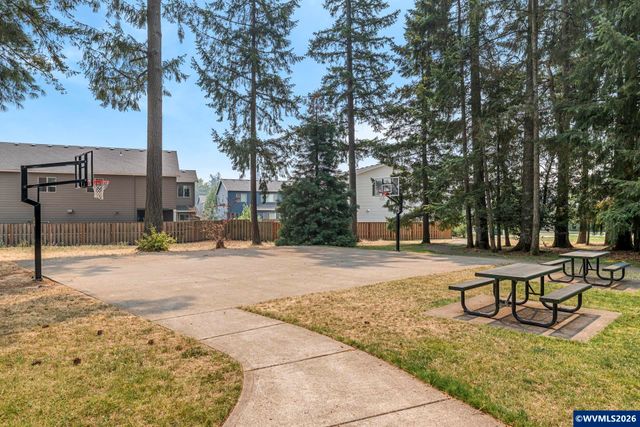 2256 Heather Wy, Forest Grove, OR 97116