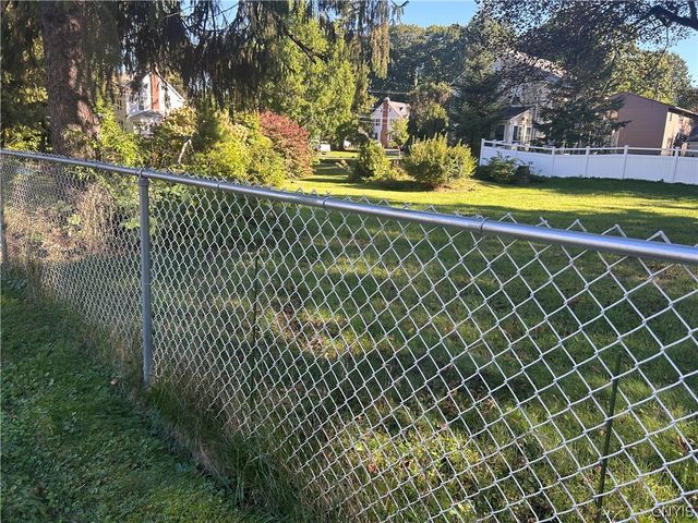 2703 West Genesee Street, Geddes, NY 13219