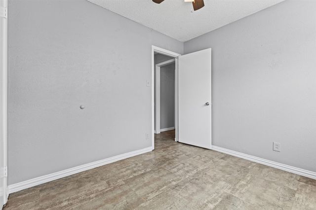 116 Highland Drive, Ennis, TX 75119