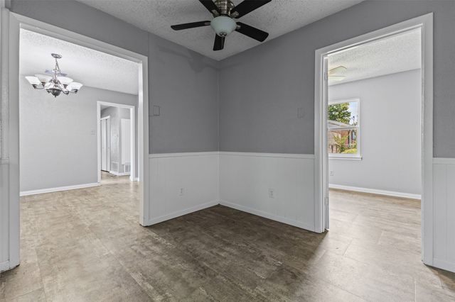 116 Highland Drive, Ennis, TX 75119