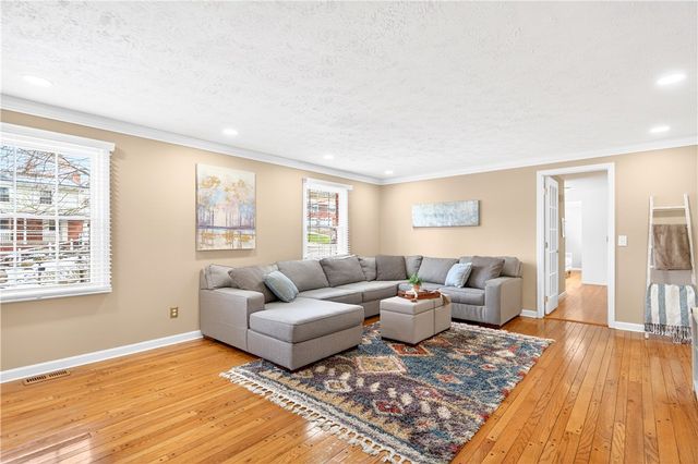 2014 Piper Ct., Mccandless, PA 15101