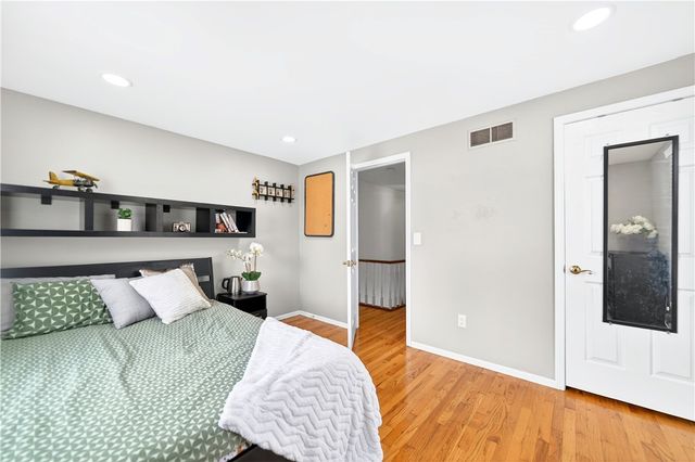 2014 Piper Ct., Mccandless, PA 15101