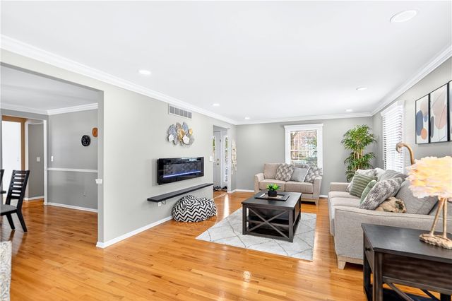 2014 Piper Ct., Mccandless, PA 15101