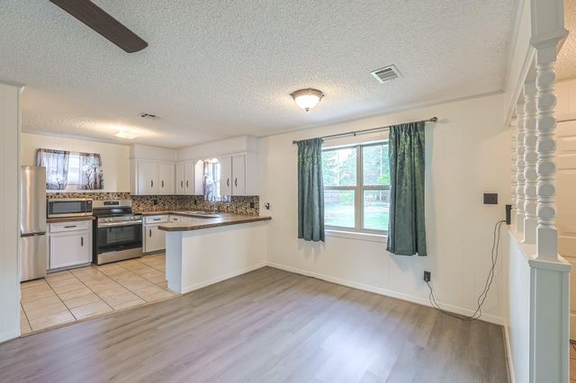 2934 Goodson Loop, Pinehurst, TX 77362