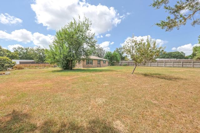 2934 Goodson Loop, Pinehurst, TX 77362