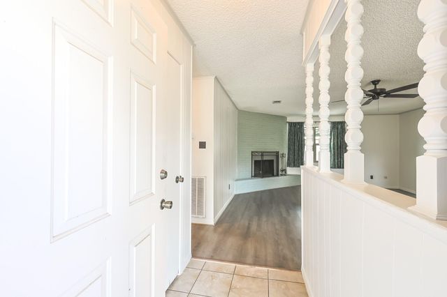 2934 Goodson Loop, Pinehurst, TX 77362