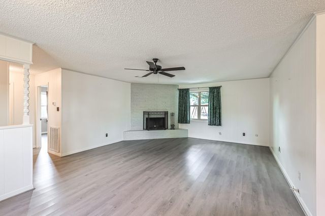 2934 Goodson Loop, Pinehurst, TX 77362