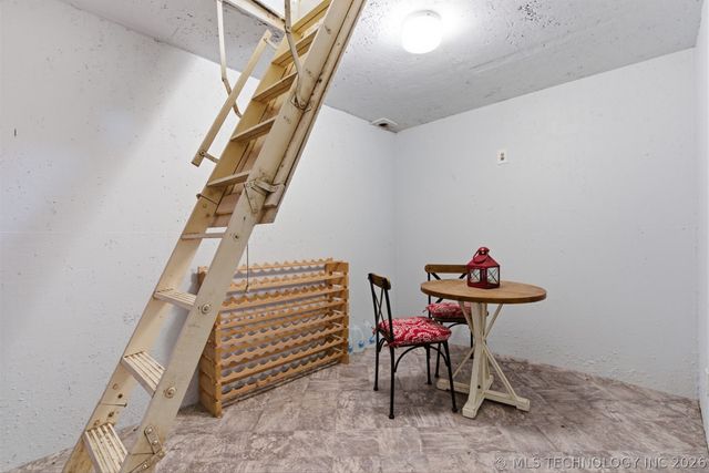 3334 S Wheeling Avenue, Tulsa, OK 74105