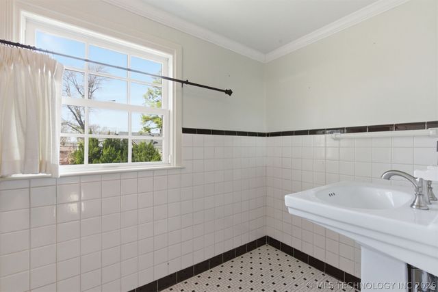 3334 S Wheeling Avenue, Tulsa, OK 74105