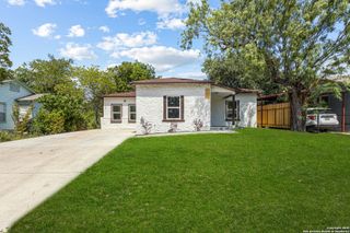 911 W Wildwood, San Antonio, TX 78201