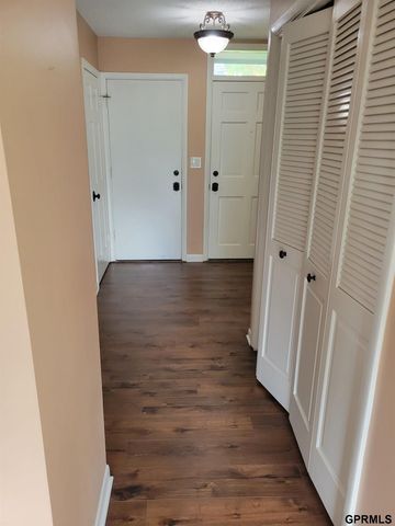 7101 SOUTH Street UNIT 5, Lincoln, NE 68506