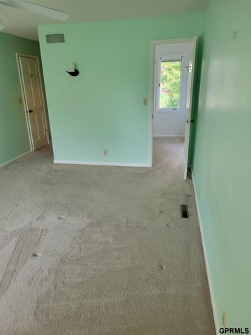 7101 SOUTH Street UNIT 5, Lincoln, NE 68506