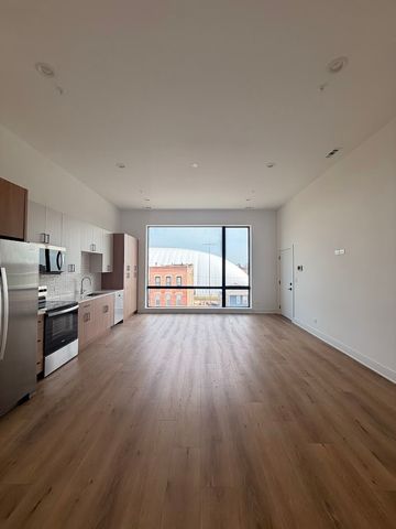 1320 S Ashland Avenue 201, Chicago, IL 60608