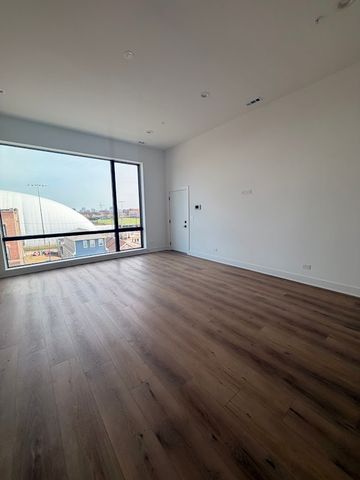 1320 S Ashland Avenue 201, Chicago, IL 60608