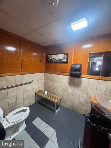 6734 CASTOR AVE, Philadelphia, PA 19149