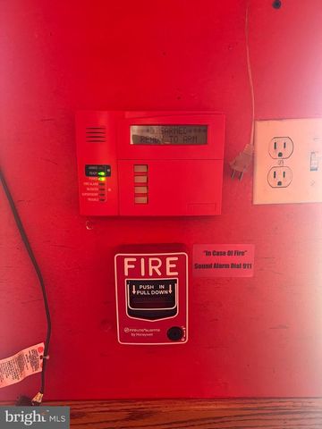 6734 CASTOR AVE, Philadelphia, PA 19149