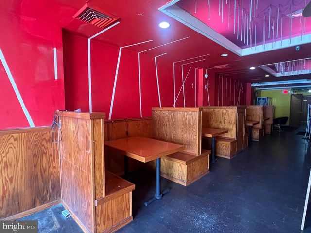 6734 CASTOR AVE, Philadelphia, PA 19149