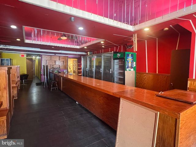 6734 CASTOR AVE, Philadelphia, PA 19149