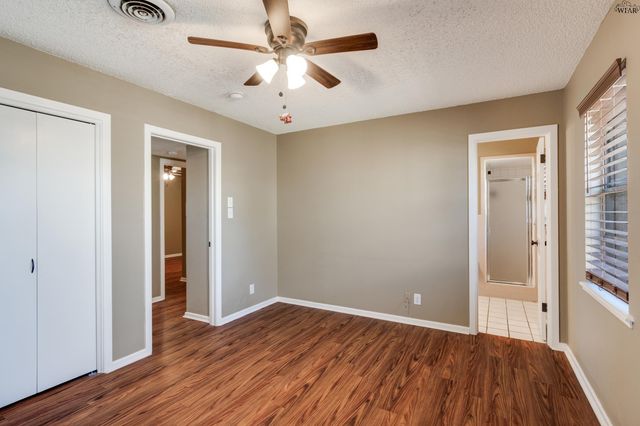 1902 EDEN LANE, Wichita Falls, TX 76306