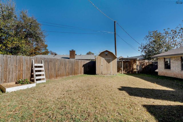 1902 EDEN LANE, Wichita Falls, TX 76306