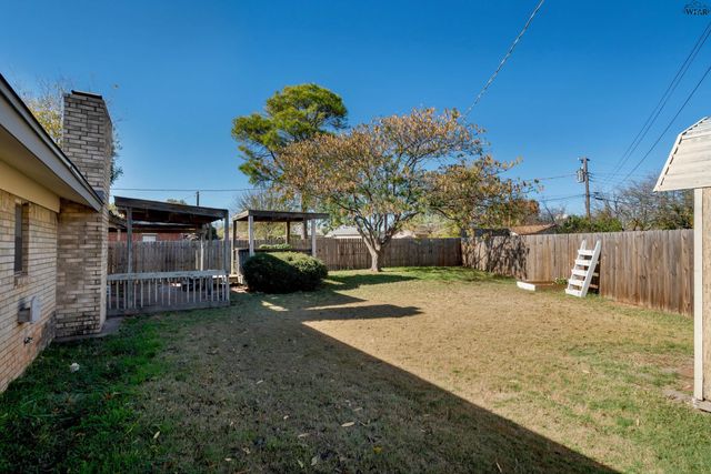 1902 EDEN LANE, Wichita Falls, TX 76306