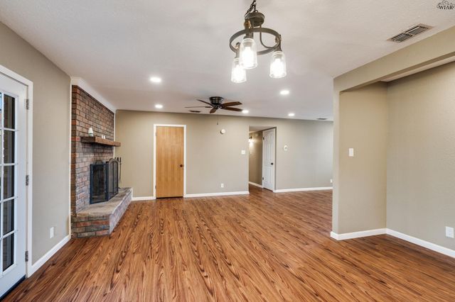 1902 EDEN LANE, Wichita Falls, TX 76306