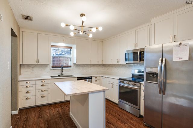 1902 EDEN LANE, Wichita Falls, TX 76306