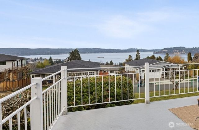 1510 Ventura Drive, Tacoma, WA 98465