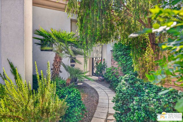 92 Clavel Court, Palm Desert, CA 92260