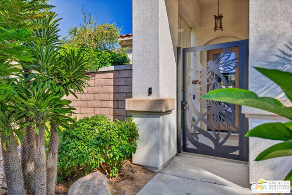 92 Clavel Court, Palm Desert, CA 92260