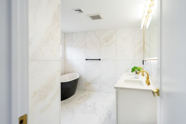 57 Garrison Ave 2A, Somerville, MA 02144