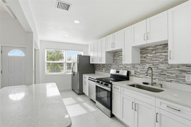 3593 BROOKLYN AVENUE, Port Charlotte, FL 33952