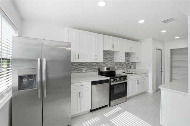 3593 BROOKLYN AVENUE, Port Charlotte, FL 33952