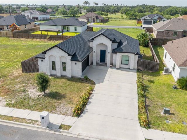808 Juan Seguin Street, Weslaco, TX 78599
