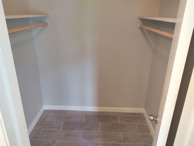 2187 Pilgrims Bend Drive, Friendswood, TX 77546