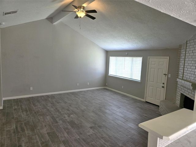 2187 Pilgrims Bend Drive, Friendswood, TX 77546