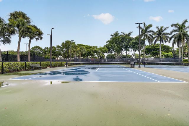 6783 Las Colinas Court, Lake Worth, FL 33463
